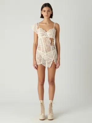 Fragmented Lace Construct