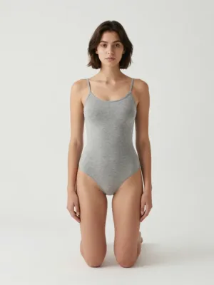 Kneeling — Upright, Hands on Thighs